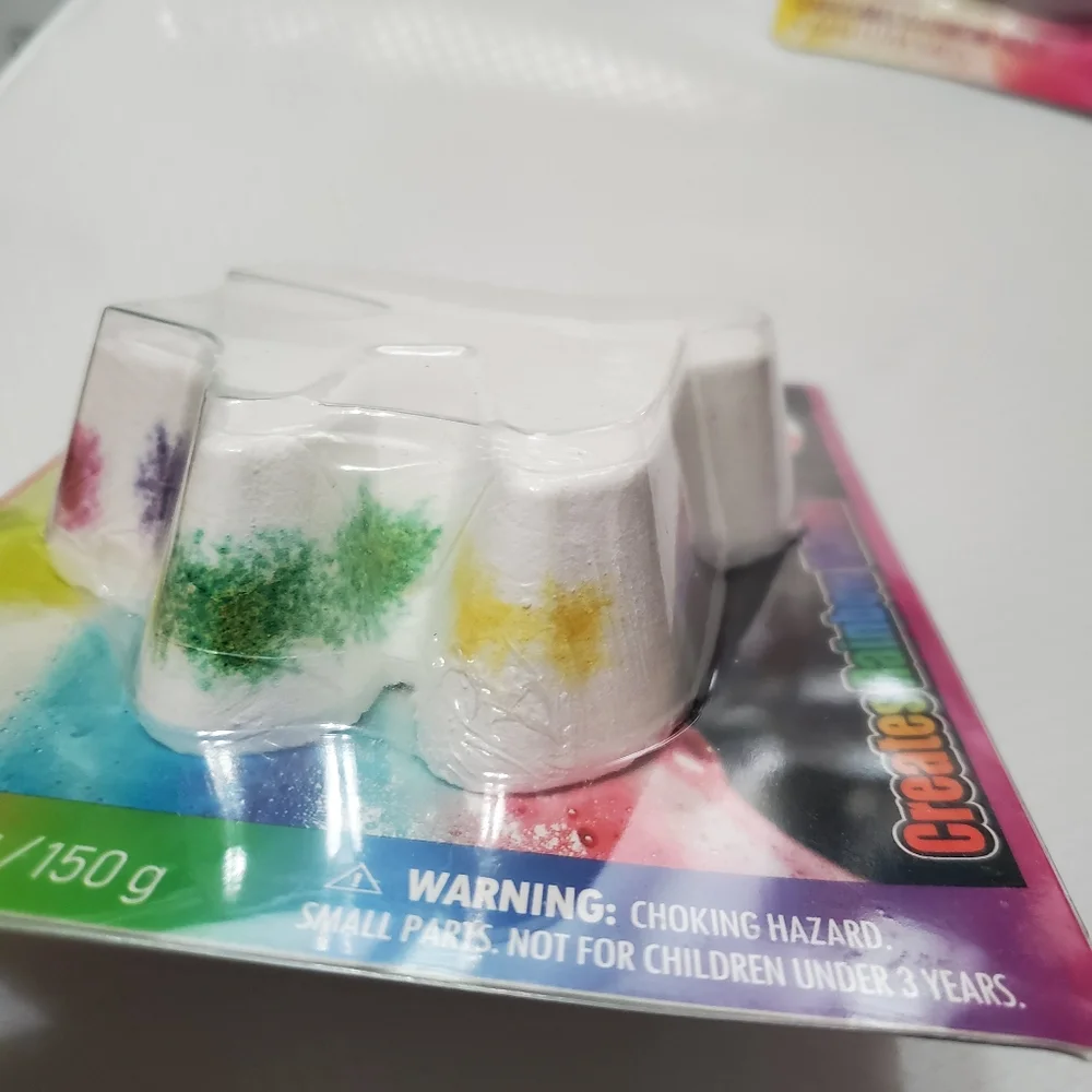 3pack vanilla bath bomb and Rainbow burst 5piece bath set FREE with $40 purchase